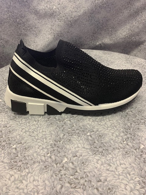 Black White GND Athletic Style Shoe