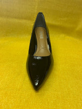 Load image into Gallery viewer, J. Renee&#39; Vaneeta Black Patent
