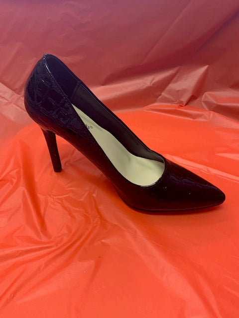 Pierre Dumas Black Pump