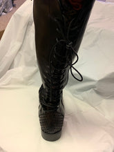 Load image into Gallery viewer, Knee High Black Back String Up Boot
