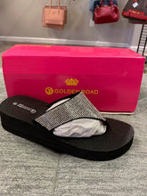 Load image into Gallery viewer, Golden Road Glitter Toe Thong Sandal/Silver
